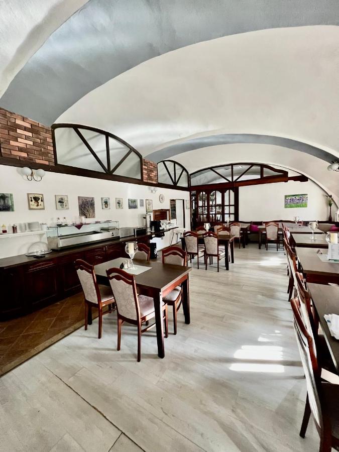 Hotel Jiricna Susice Exterior photo