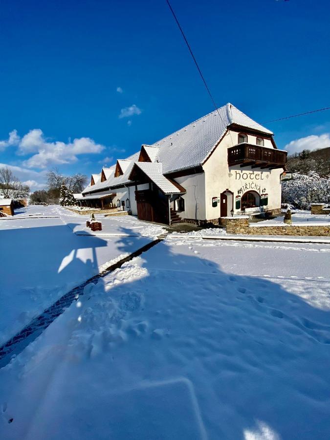 Hotel Jiricna Susice Exterior photo